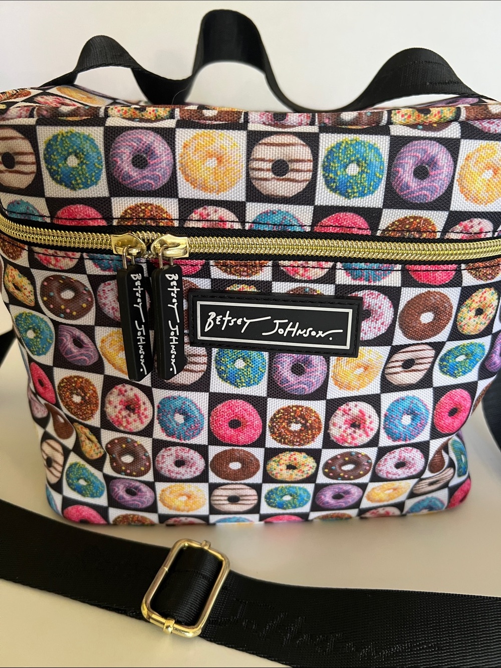 Betsey Johnson Donut Print Cooler / Lunch Bag
